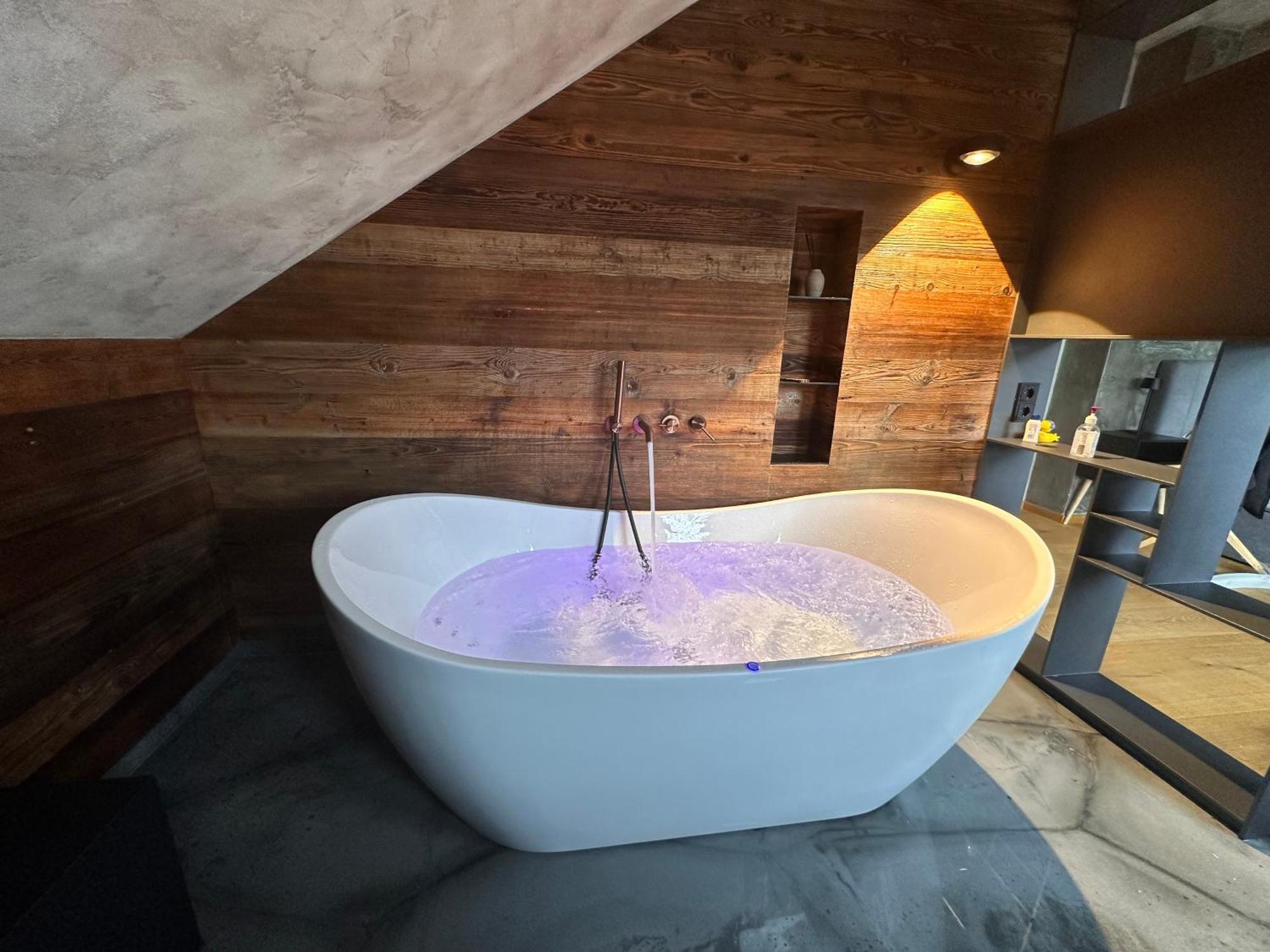 Appartement Der Extraklasse Mit Whirlpool โรดิง ภายนอก รูปภาพ